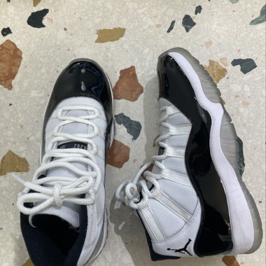 Nike Air Jordan 11 Concord