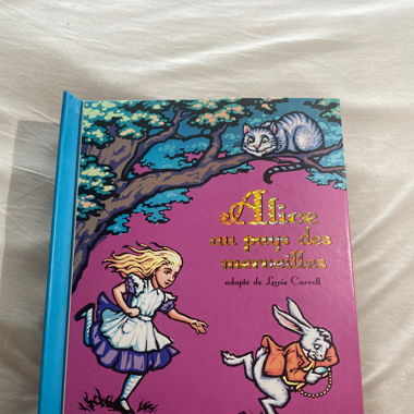 Livre Alice au pays des merveilles 