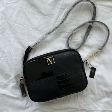 Brand new Victoria’s Secret bag 