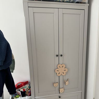 Armoire IKEA pour enfant 