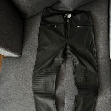 H&M Hose in Lederoptik