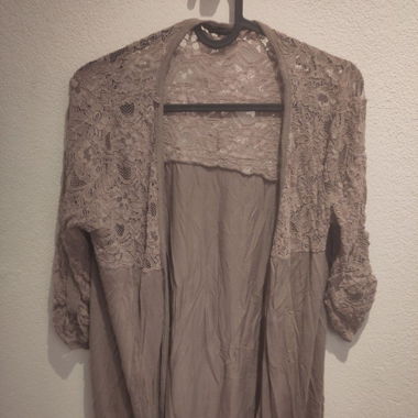 Damen Jacke mit Spitzenrücken Gr. XS/S