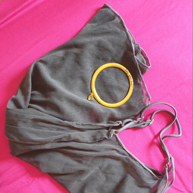 Bali Pareo mit goldenem Ring