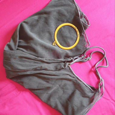 Pareo di Bali con anello dorato