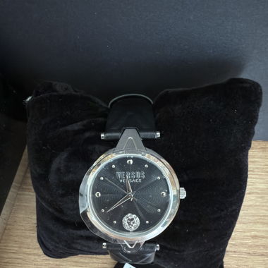 Orologio Versus Versace