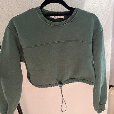 NA-KD cropped sweatshirt