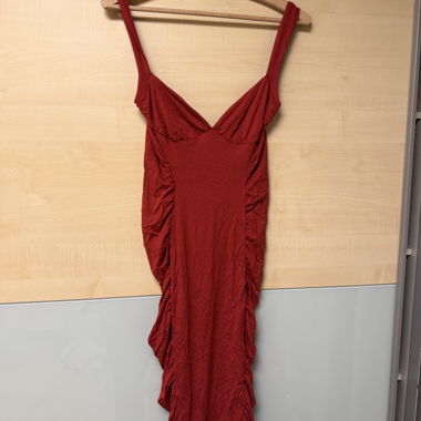 Abito rosso ASOS Design