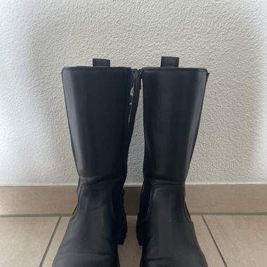 Buffalo vegan boots