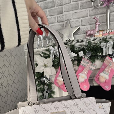 Neue GUESS Tasche 