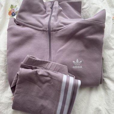 Ensemble Adidas mauve