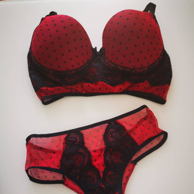 Lingerie -Soutien Dentelle & Culotte Taille 38 R/N