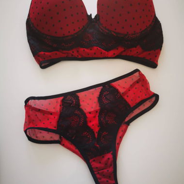 Lingerie -Soutien Dentelle & Culotte Taille 38 R/N