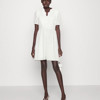 Robe blanche été 