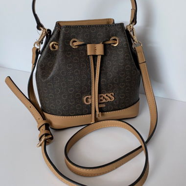 Guesstasche