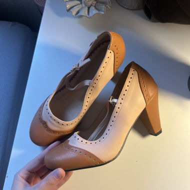 Pumps mit Blockabsatz
