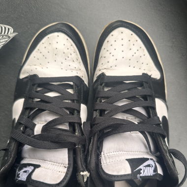 NIKE DUNK LOW PANDA