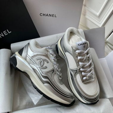 Chanel Sneaker weiss und silber