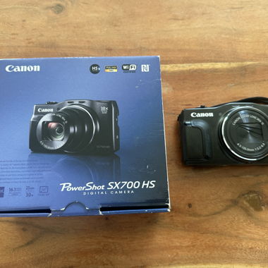 Canon PowerShot SX700 HS