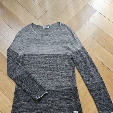 Pullover