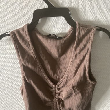 Crop Top mit Bändeln