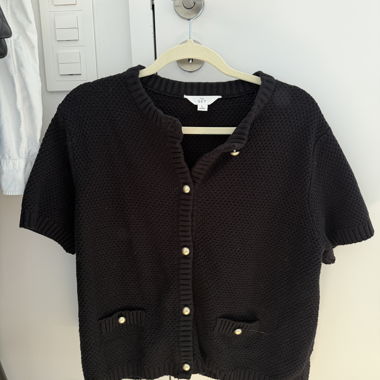 Top with buttons