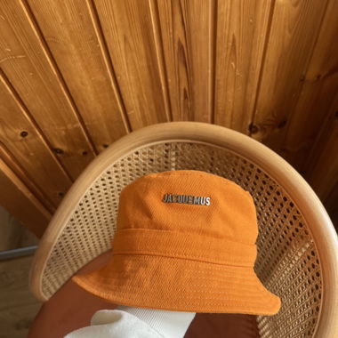 BB JACQUEMUS