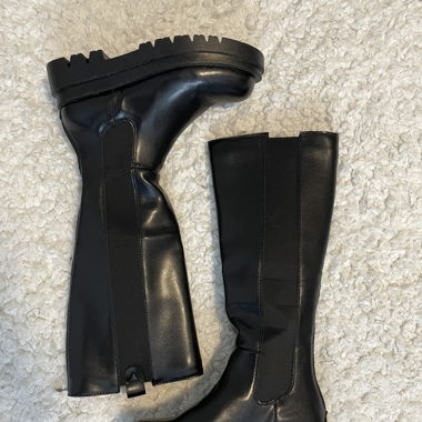 Knee high Boots 