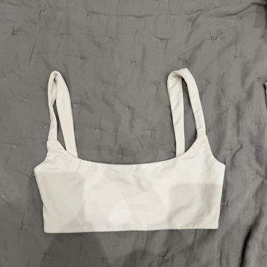 White Cropped Top SHEIN