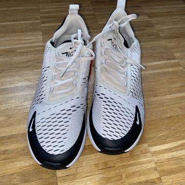 Nike Air 270