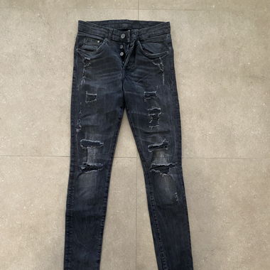 Ripped Jeans
