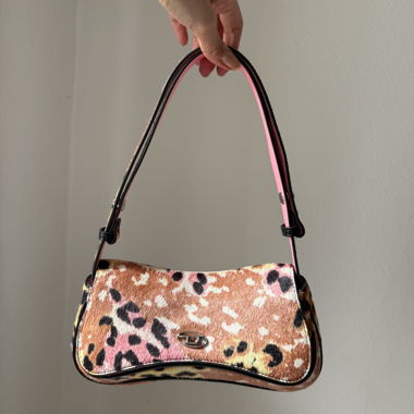 Leoparden-Mini-Umhaengetasche