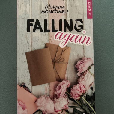 Falling again von Morgane Moncomble