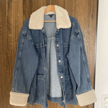 Veste en jean avec doublure en teddy