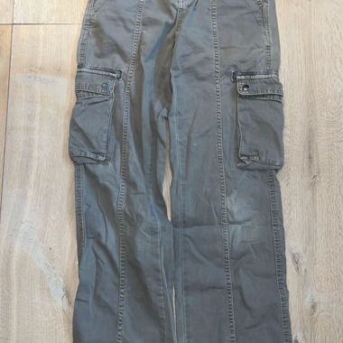 Pantalon cargo vert Bershka