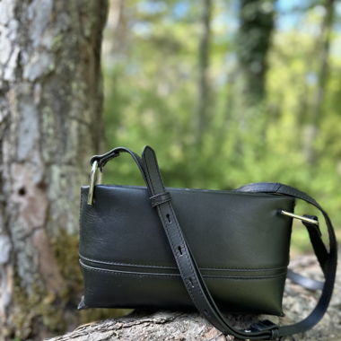 Small structured crossbody leather bag