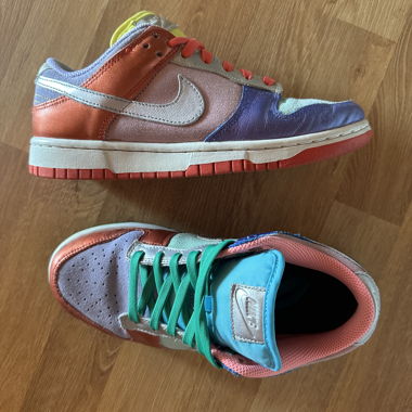 Nike Dunk Low - Sunset Pulse