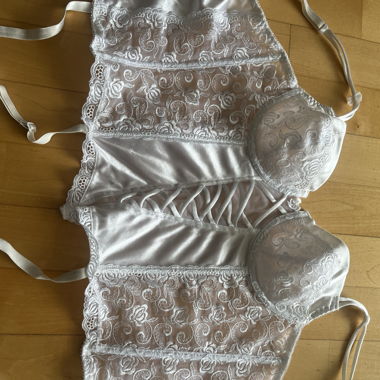 Soutien-gorge blanc en dentelle