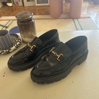 Mocassins noirs vernis, Massimo Dutti
