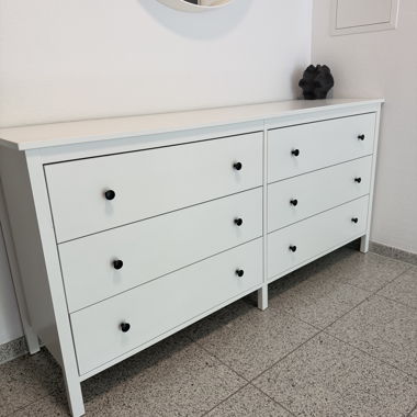Commode blanche avec 6 tiroirs