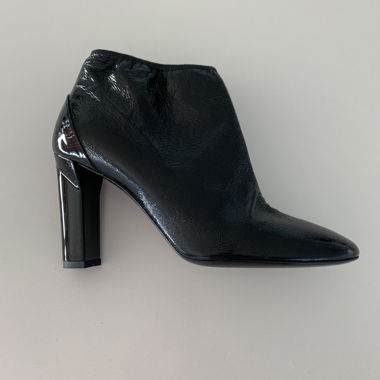PIERRE HARDY Patent leather ankle boots 37