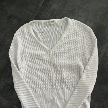 Cardigan blanc à boutons 