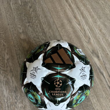 Ballon Munich Final 2025 (taille 4)