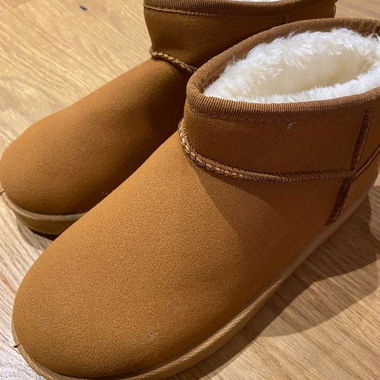 Fake Uggs, Wolkis 2.0 Size 38.5/39