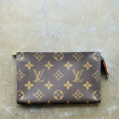Authentic Louis Vuitton Pochette Bucket mit D-Ring