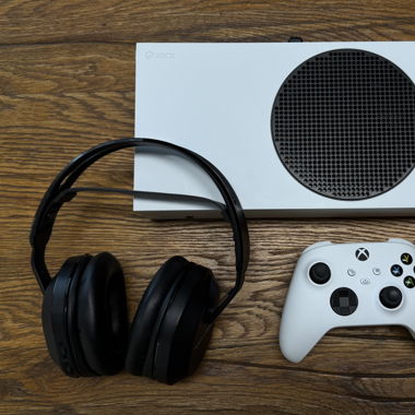 Microsoft Xbox Series S avec casque