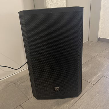 Electro-Voice ZLX-15P speaker set