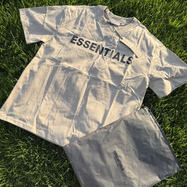 Essentials Beige T-Shirt M
