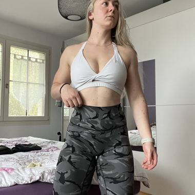 Gymshark military-print legging
