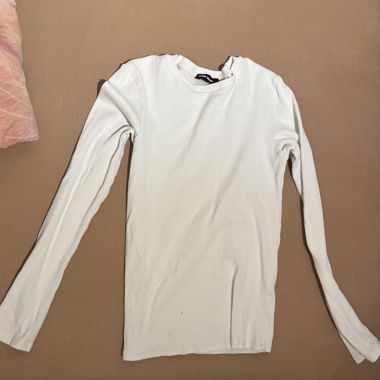 Eng-Anliegendes weisses Top