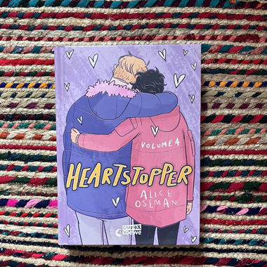 Heartstopper Volume 4
